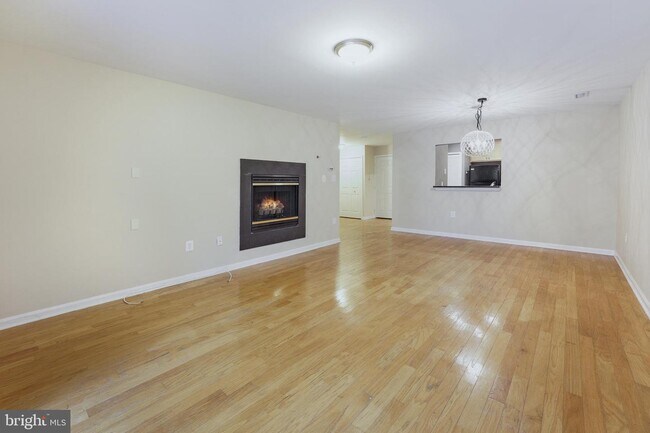 Foto del edificio - 20578 Snowshoe Square