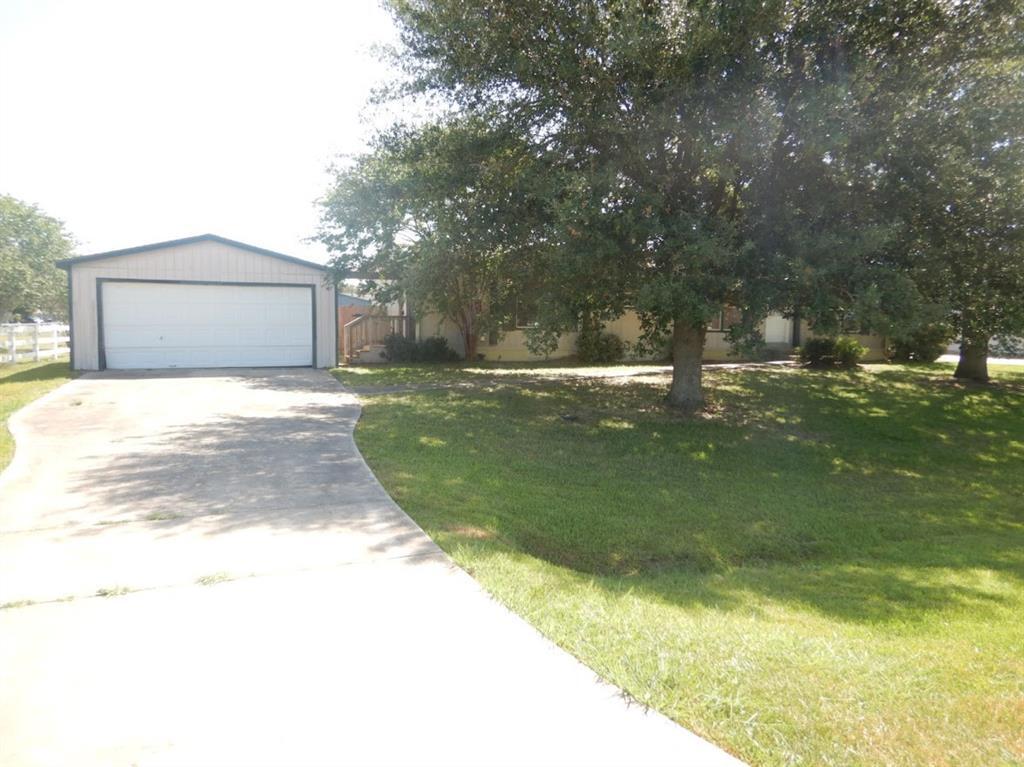 Primary Photo - 17311 Lake Ridge Cir