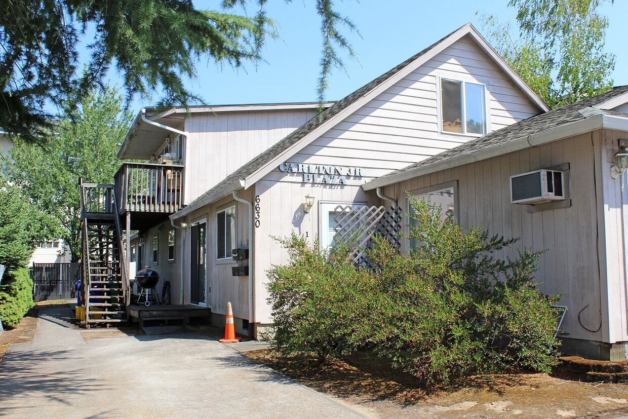 Primary Photo - 6630-6630 NE Garfield Ave.