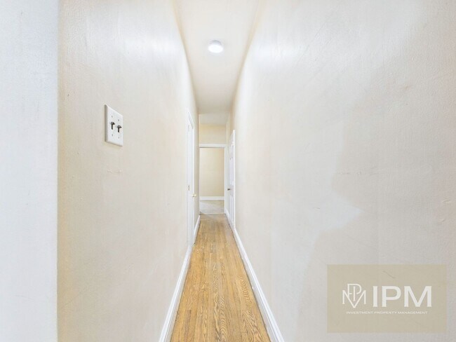 Foto del edificio - 515 W King St