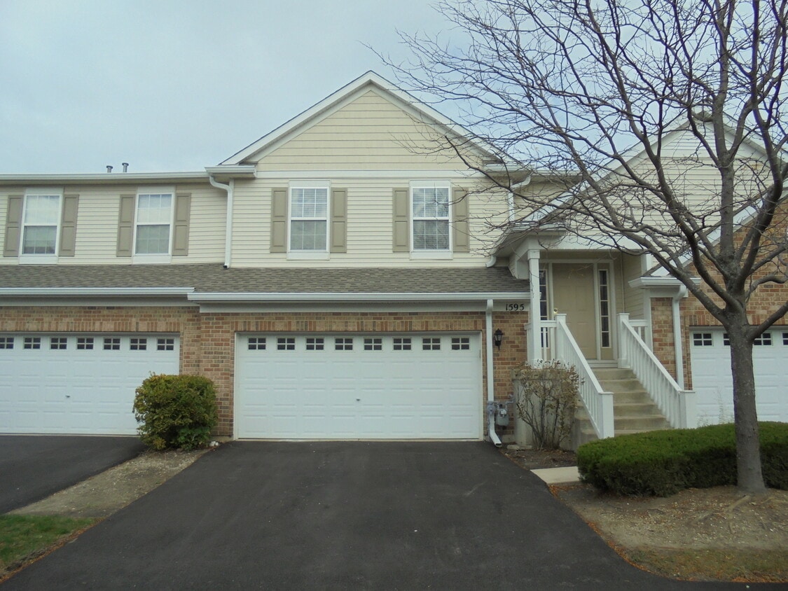 Primary Photo - 1595 Millbrook Dr