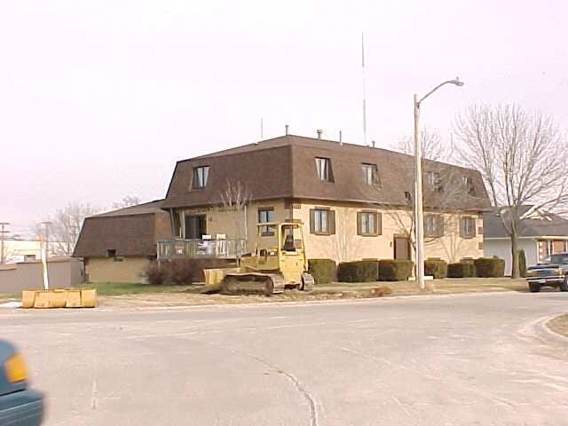 Building Photo - 3430 Holiday Ct