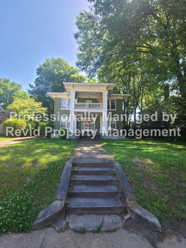 Building Photo - 282 Garland St