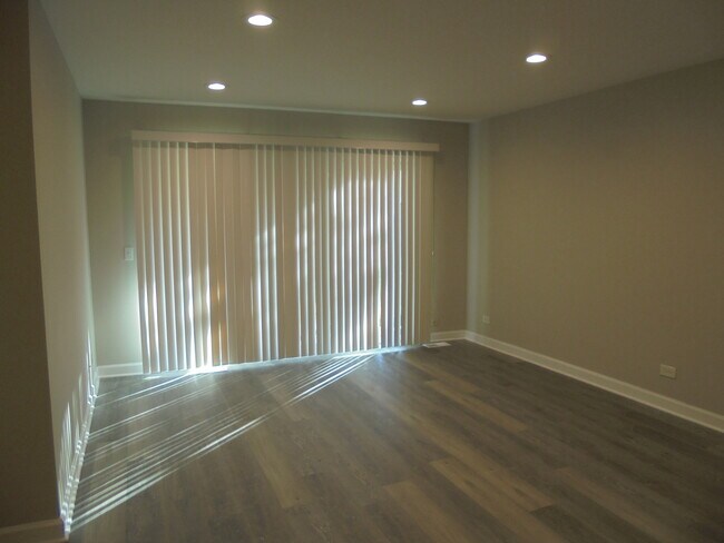Building Photo - 1021 Boxwood Ct