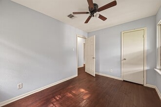 Building Photo - 10506 Buffum St
