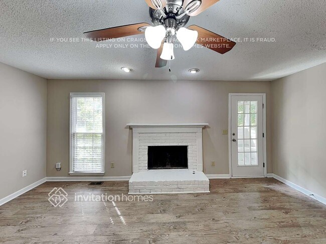 Foto del edificio - 611 Willow Ridge Dr NE