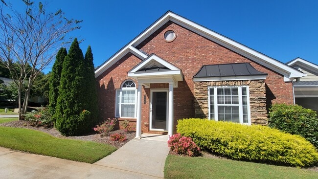 Building Photo - 905 Somerton Pl