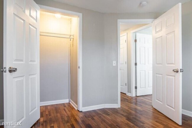 Building Photo - 8342 Iris Dr