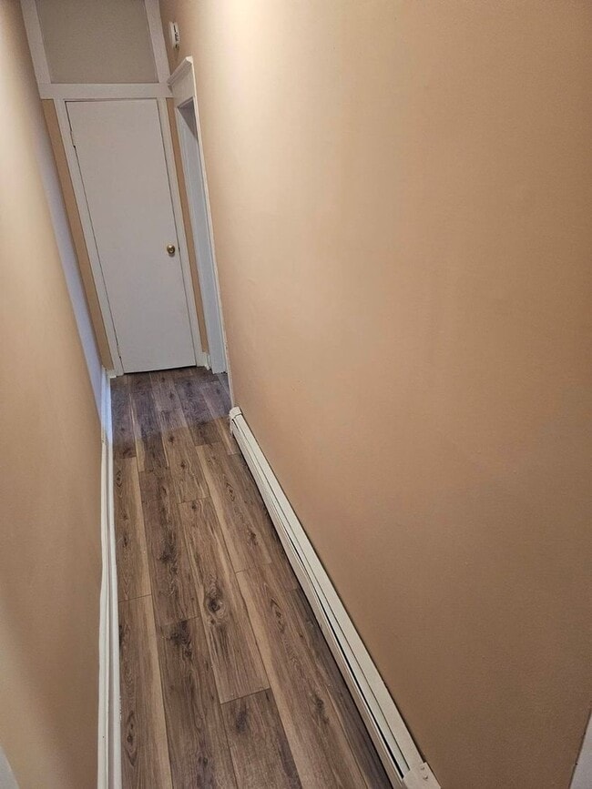 Foto del edificio - 58 S Main St