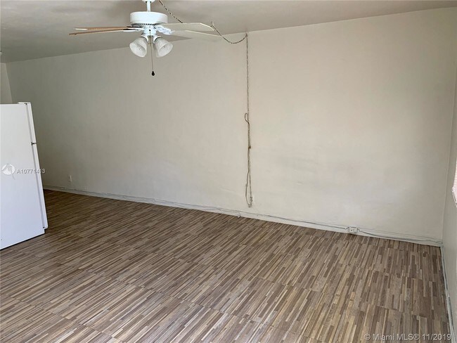 Foto del edificio - 2206 Adams St