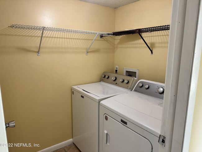 Foto del edificio - 4418 Winderbrook Ct