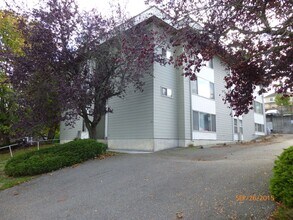 Building Photo - 3326 Lombard Ave