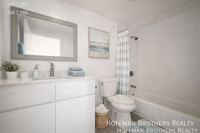 Foto del edificio - 14161 Friar St