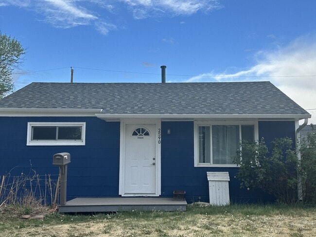 Building Photo - 2590 S Knox Ct