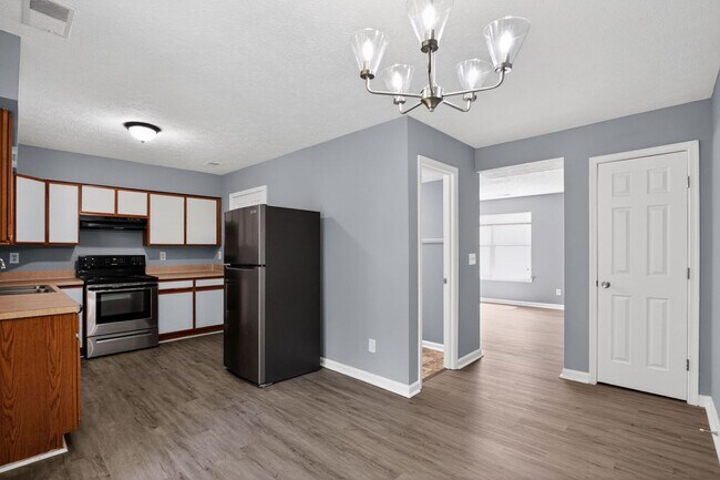 Foto del edificio - 3 Bedroom Townhouse King George