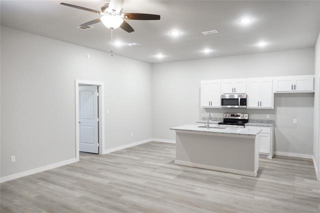 Building Photo - 2702 Baron Ave