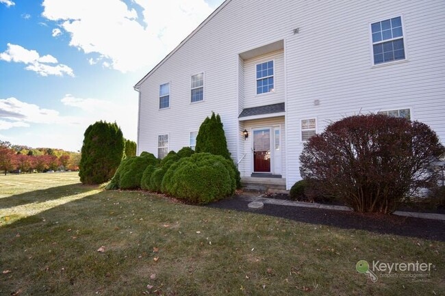 Foto del edificio - 290 Hampshire Dr