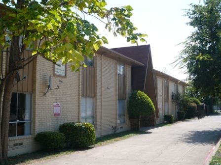 Foto del edificio - Esperanza Apartments