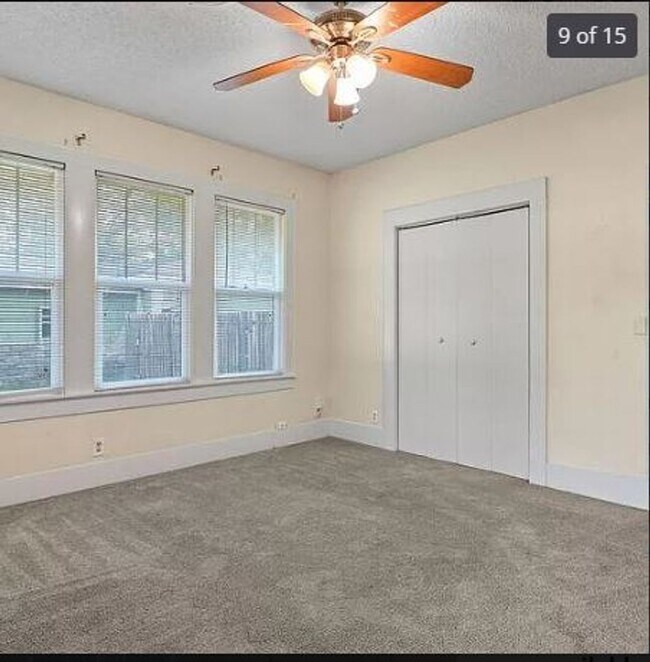 Foto del edificio - Cute & Clean 2-Bedroom Home for Rent Charming Updates & Great Amenities!