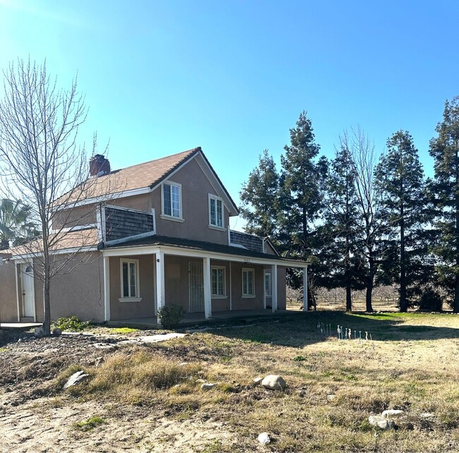 Foto del edificio - Ranch-Style Living! Fabulous Horse Ranch P...