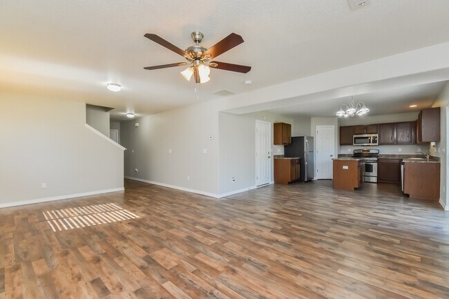 Building Photo - 7530 Dellwood Ln