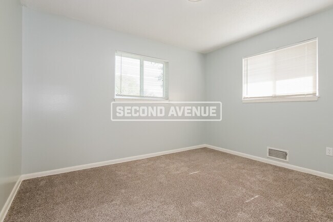 Foto del edificio - 4912 Eastern Ave