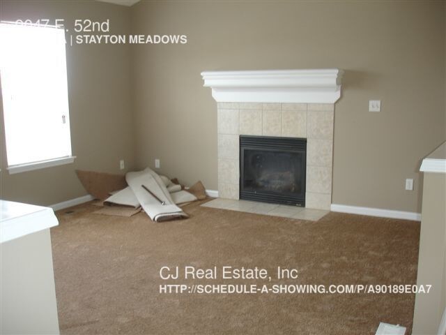 Foto del edificio - 9047 E 52nd St