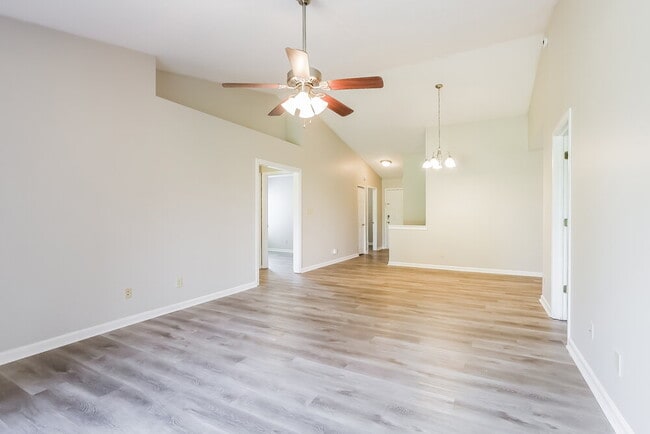 Building Photo - 7710 Sergi Canyon Dr