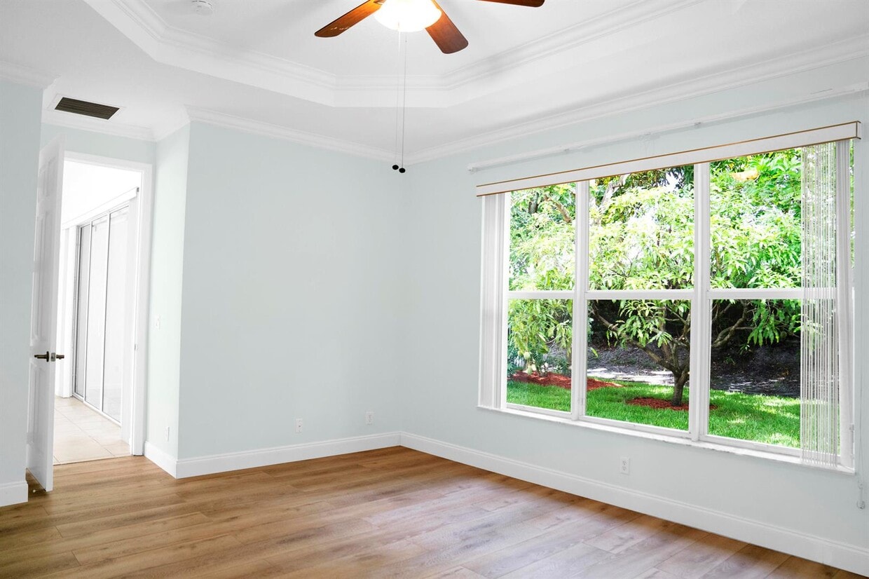 Primary Photo - 307 Mulberry Grove Rd