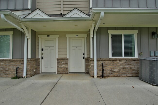 Building Photo - 21155 Gosling Rd
