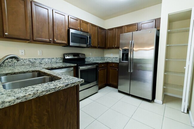 Building Photo - 8800 NW 97th Ave
