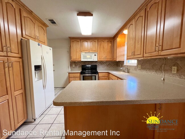 Foto del edificio - 3 br, 2 bath House - 409 Tanglewood Drive