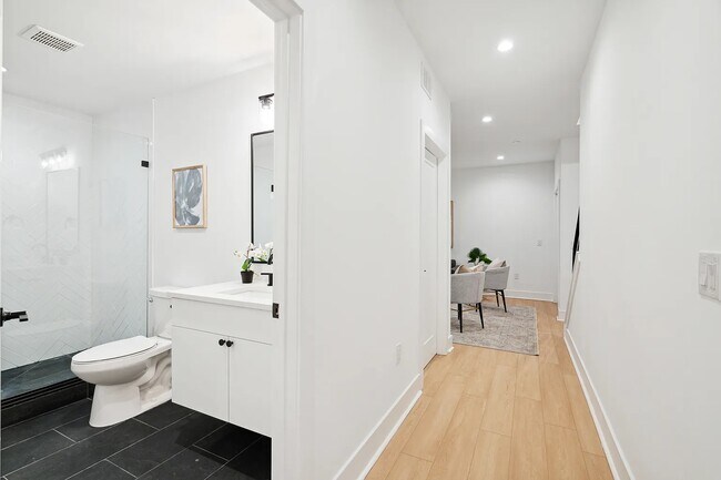 Foto del edificio - 3613 Golfview Ln