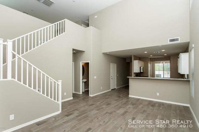 Primary Photo - Beautiful Newer 4 Bed 2.5 Bath