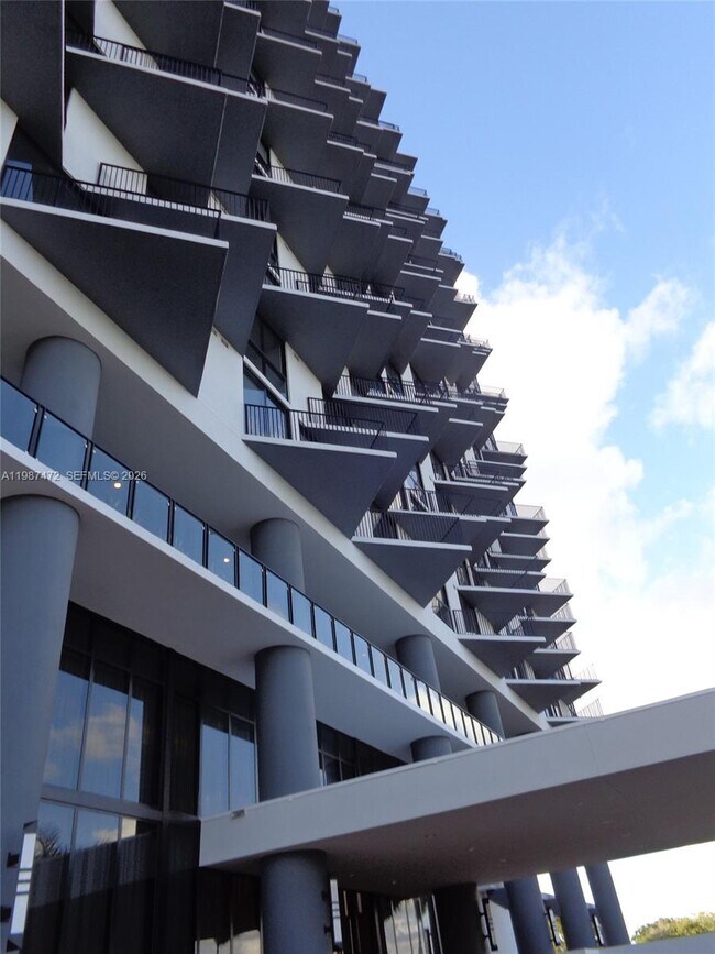 Building Photo - 5300 Paseo Blvd