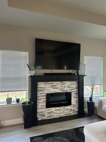 Foto del edificio - 4865 Melodylane St