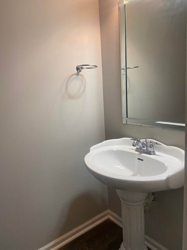 Foto del edificio - 2291 Ridgemont Dr