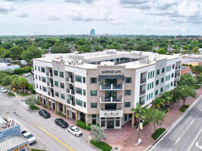 Building Photo - 4100 SW 64th Ave