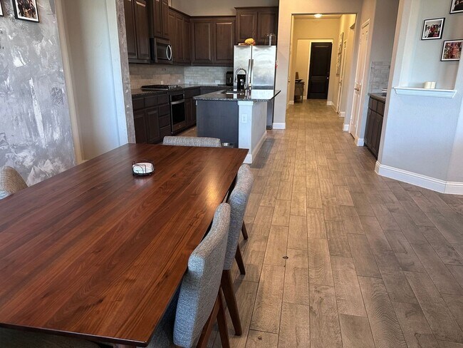 Foto del edificio - 3 Bedroom Single Family Home in Arlington