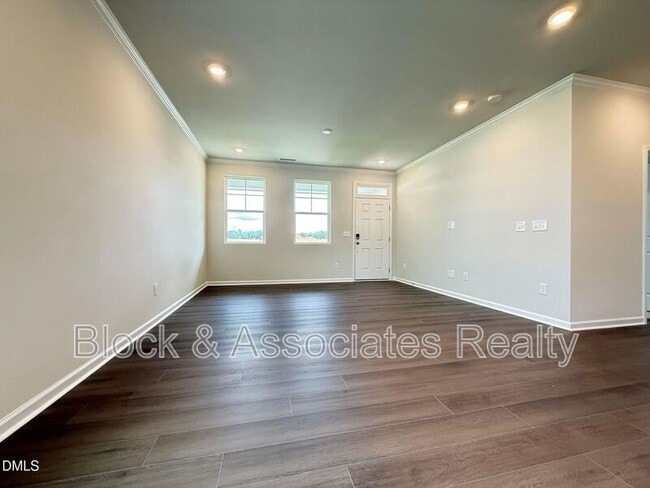 Building Photo - 304 Marmalade Sky Ln
