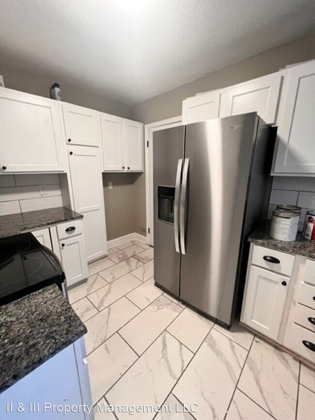 Building Photo - 4 br, 2 bath House - 3231 Somerset Dr