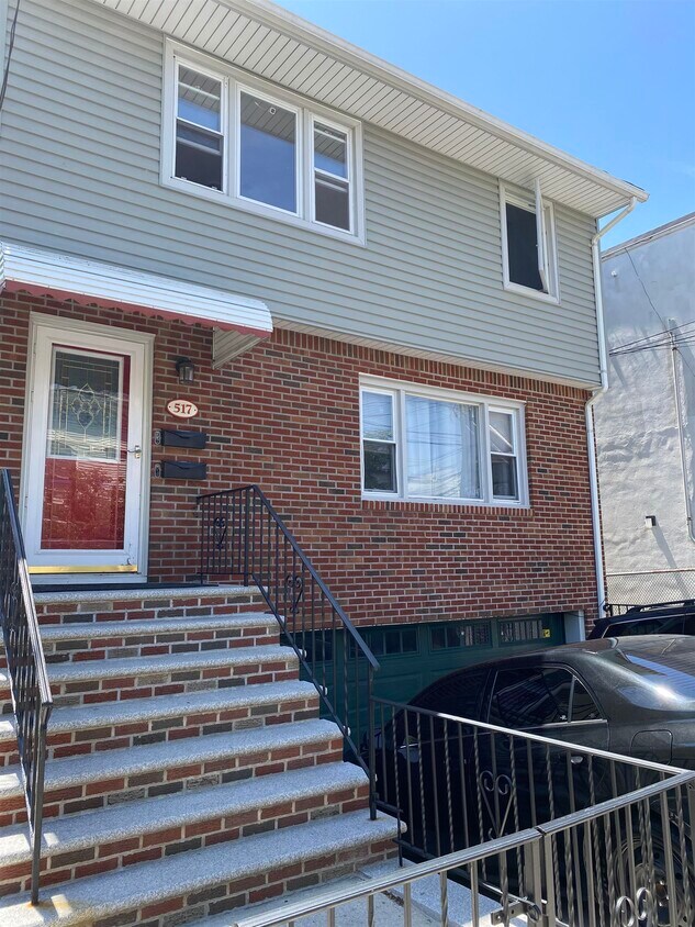 517 5th St Unit 2, Union City, NJ 07087 Condo for Rent in Union City