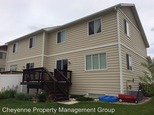 Building Photo - 4004 Saddle Ridge Trl
