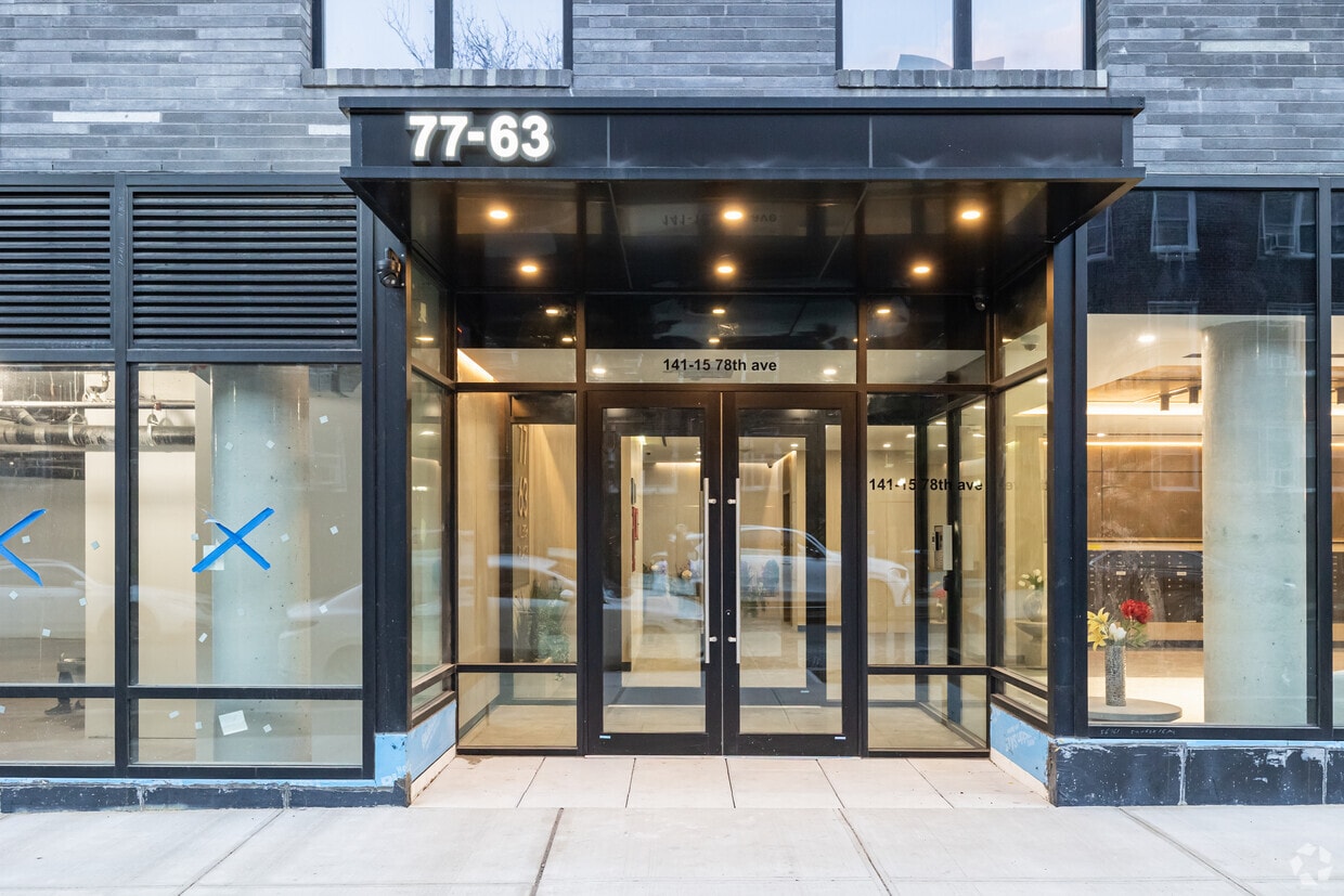 Entrance - Vleigh 77
