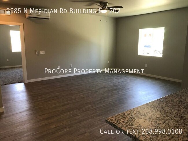 Building Photo - Experience exquisite apartment living at M...