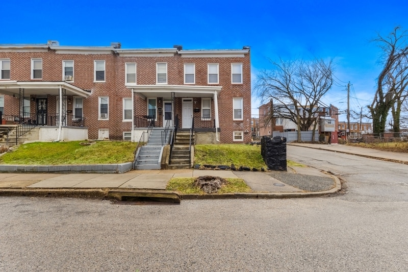 Photo - 3201 Elmley Avenue