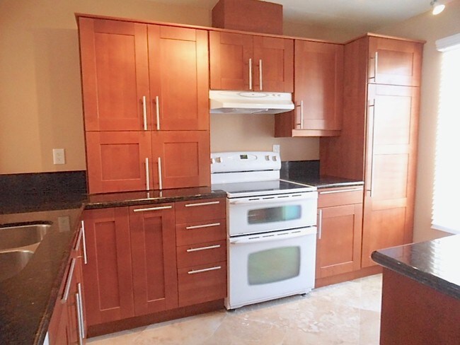 Foto del edificio - 4169 Mount Alifan Pl