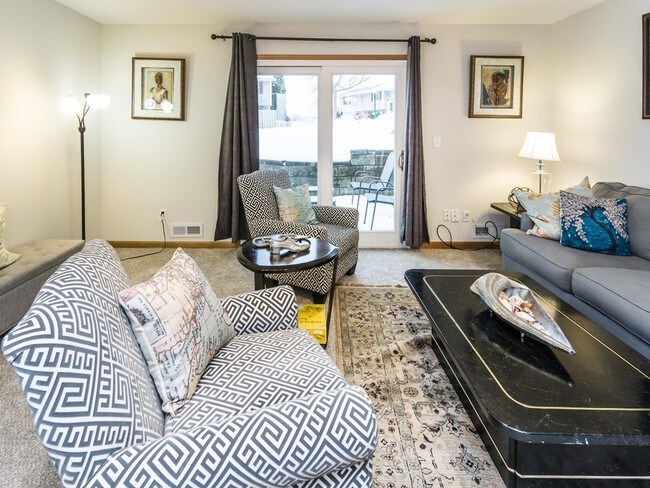 Foto del edificio - 3256 Dodd Ln