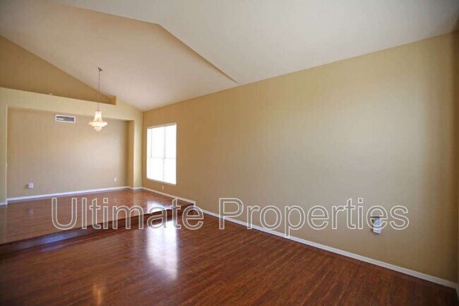 Foto del edificio - 6336 W Misty Willow Ln