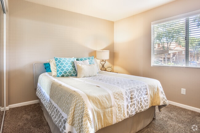 2BR, 2BA - Sierra - Greenback Ridge